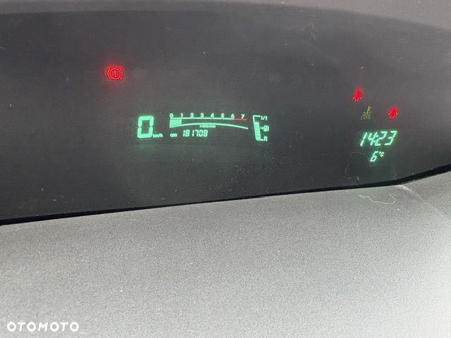 Toyota Yaris 1.0 Terra A/C - 8