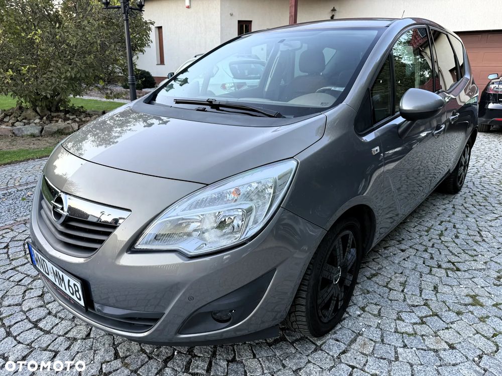 Opel Meriva 1.7 CDTI Automatik Design Edition - 2