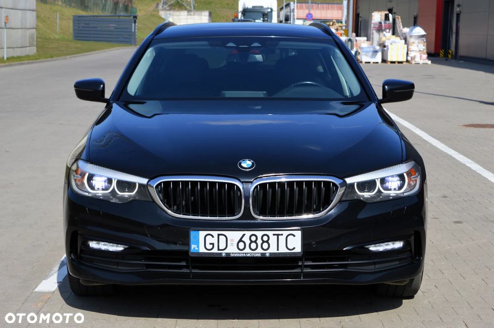 BMW Seria 5 520d xDrive Luxury Line sport - 35