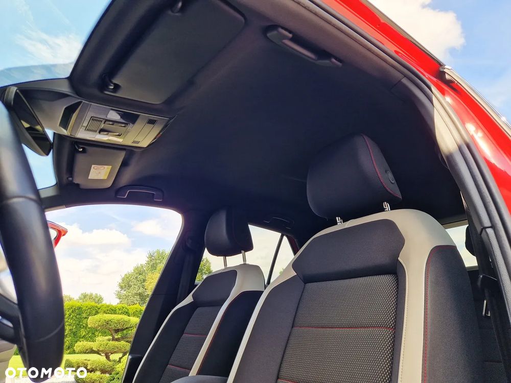 Volkswagen T-Roc 1.5 TSI ACT Premium DSG - 37