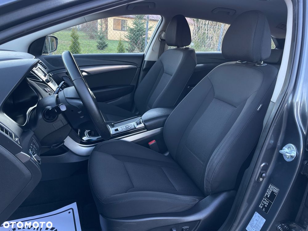 Hyundai i40 1.7 CRDi Comfort + - 5