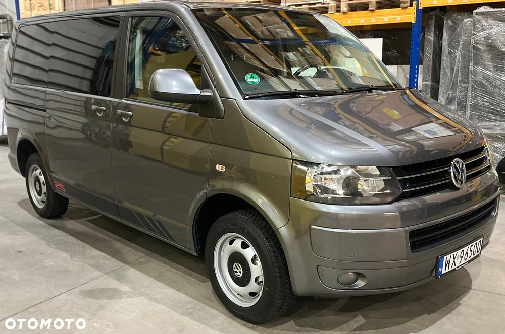 Volkswagen Multivan - 11