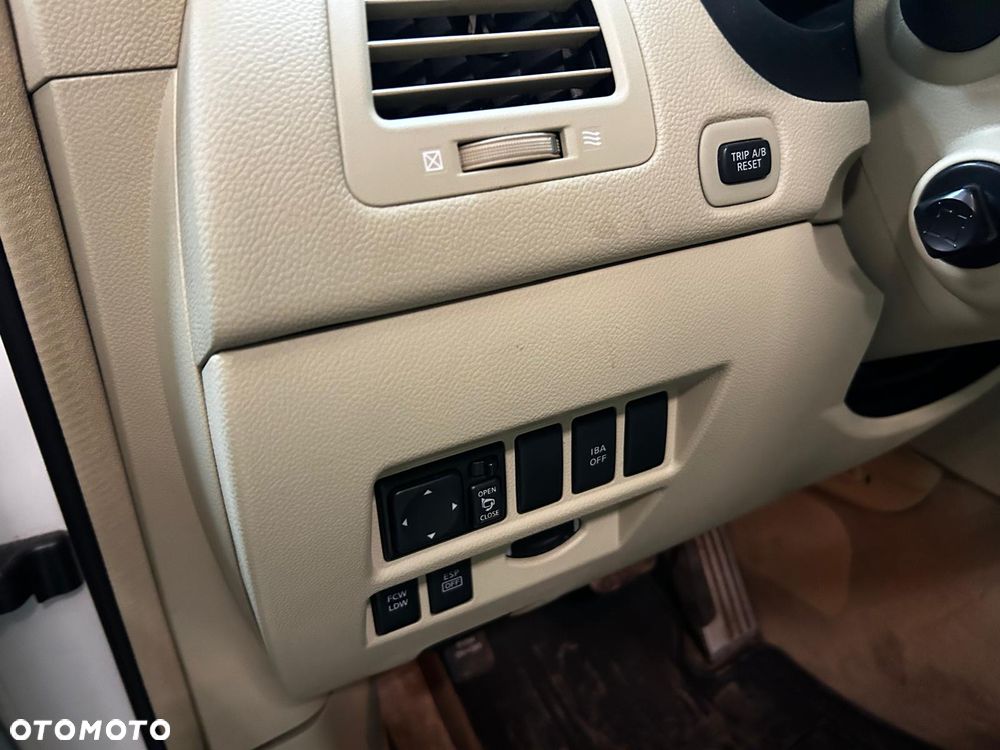 Infiniti FX FX30d GT Premium - 26