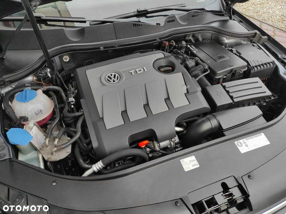 Volkswagen Passat - 19