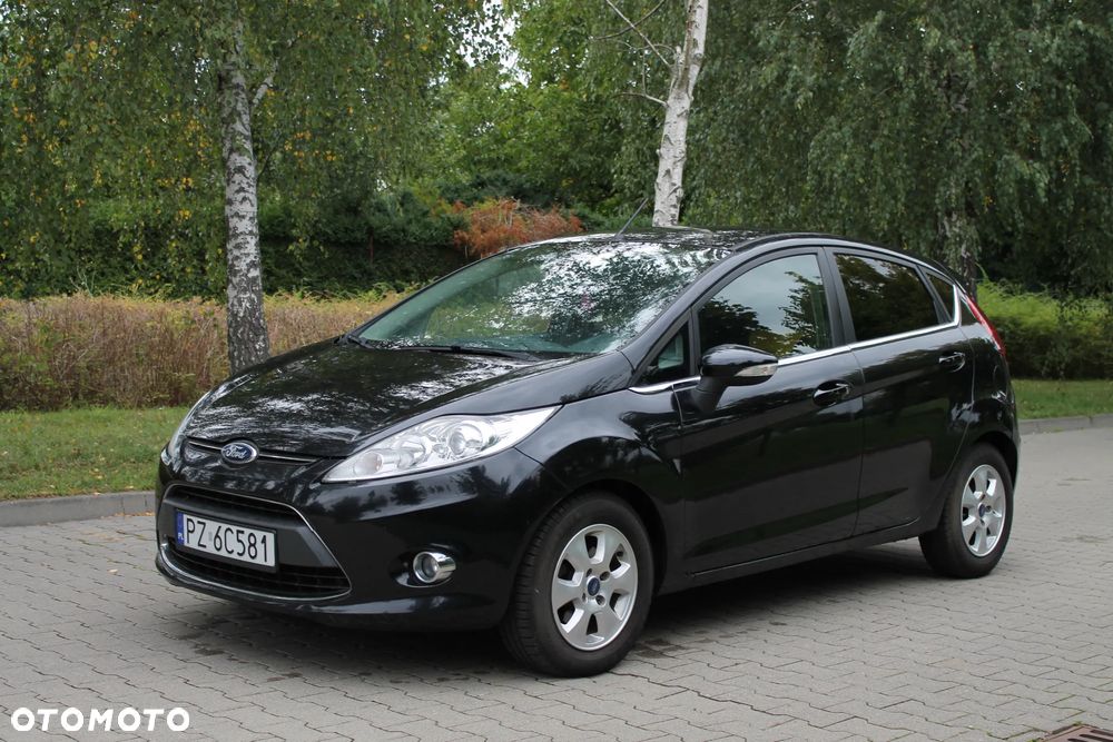 Ford Fiesta 1.6 TDCi Champions Edition - 15