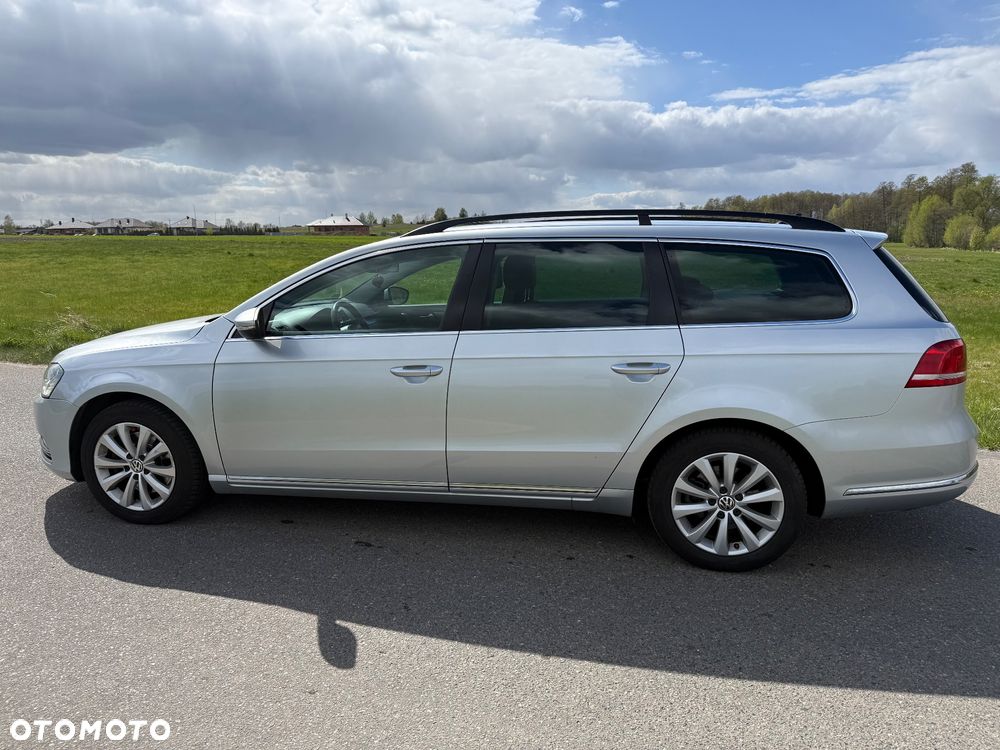 Volkswagen Passat 2.0 TDI Comfortline - 6