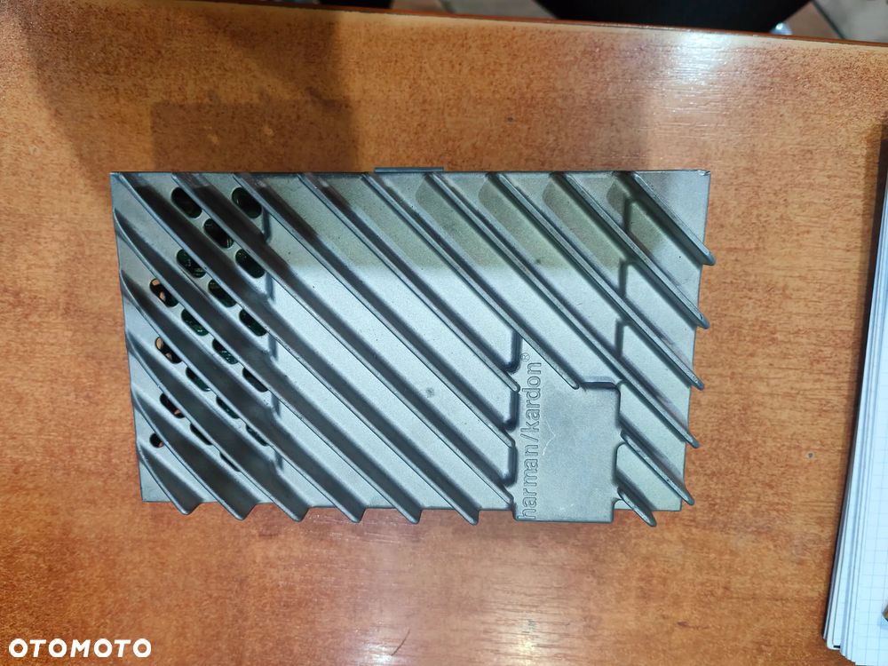 MINI COOPER R56 13r WZMACNIACZ AUDIO 9296630 - 1