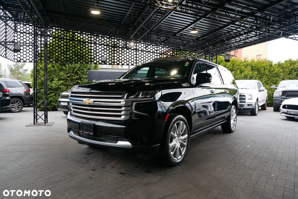 Chevrolet Suburban - 1