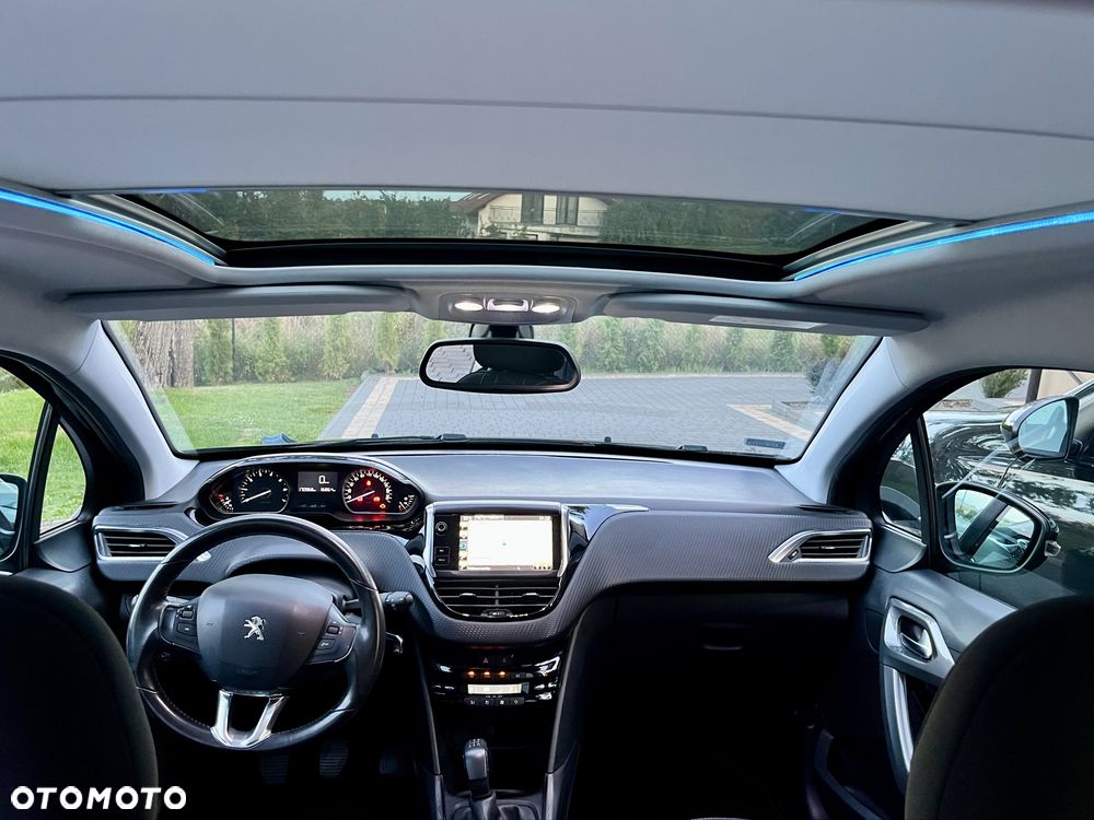 Peugeot 2008 2016 photo 5