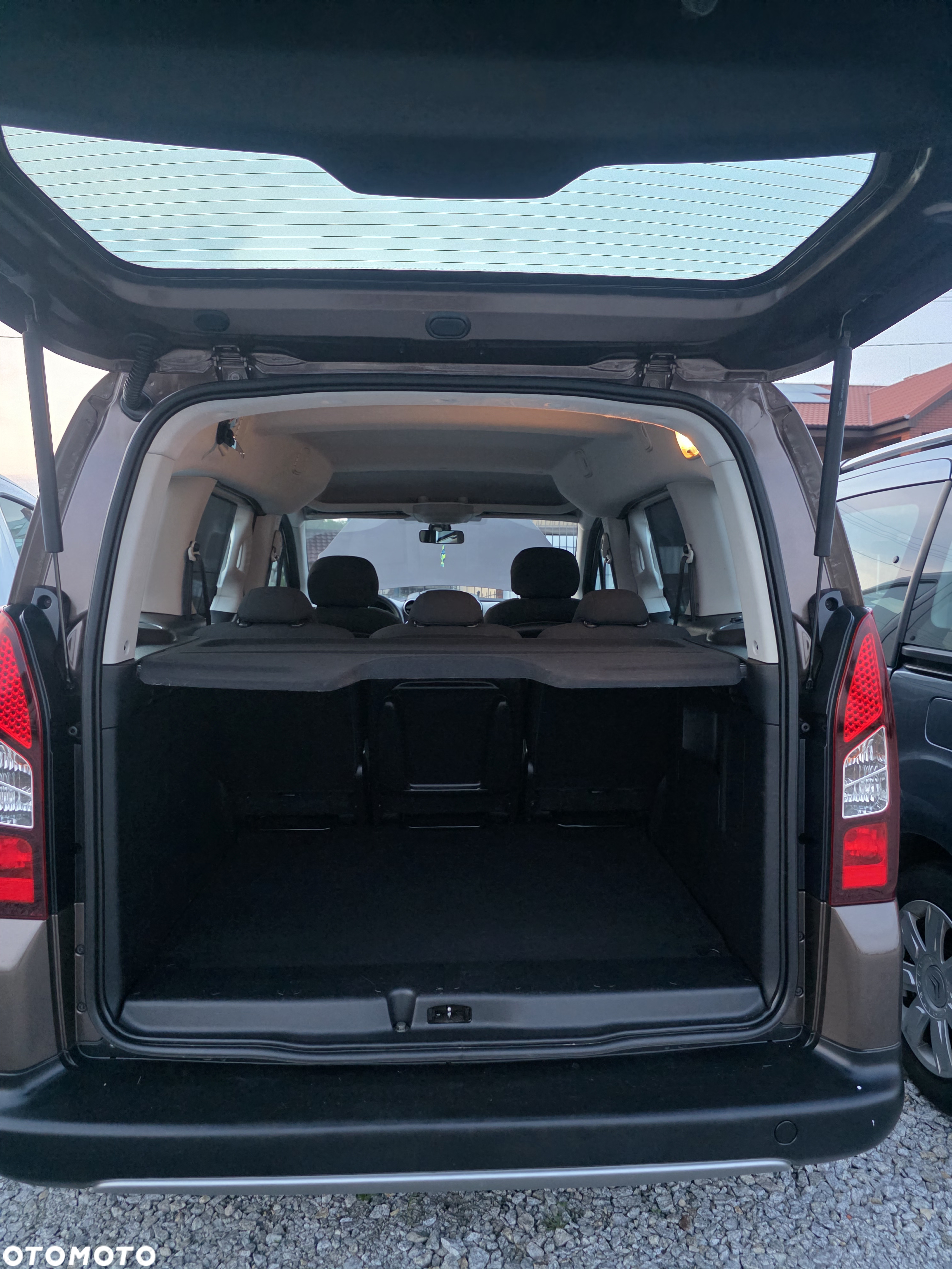 Peugeot Partner 1.6 HDi Active - 22