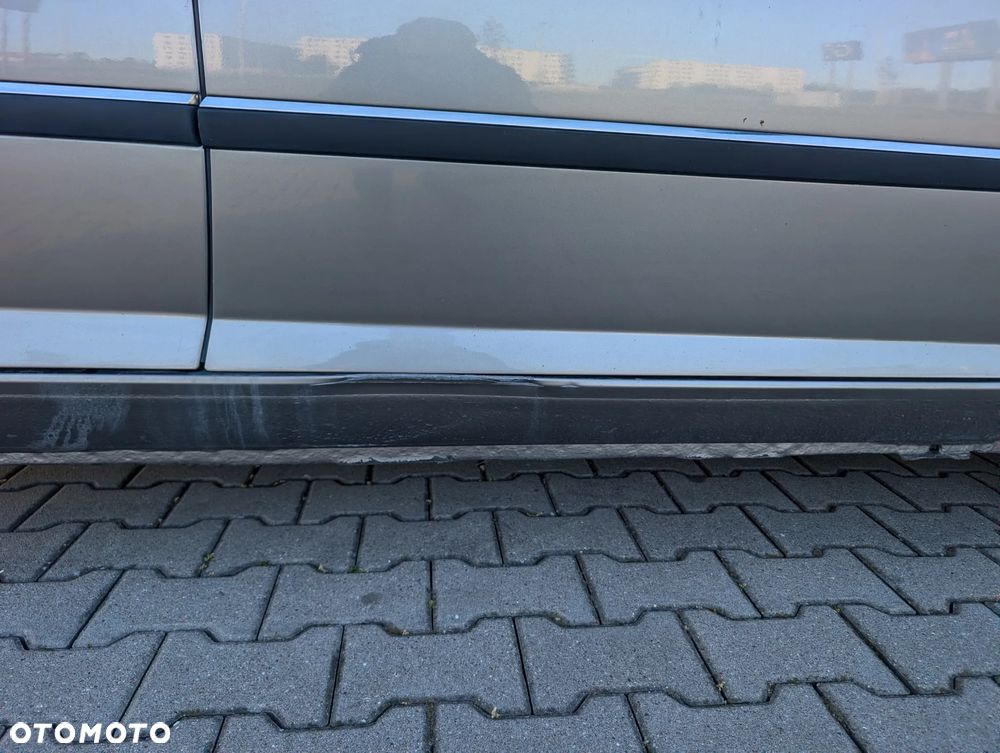 Peugeot 407 1.8 Presence - 9