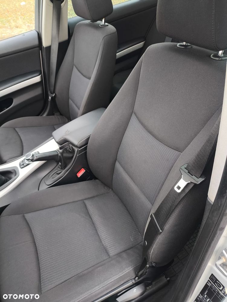 BMW Seria 3 320d - 17