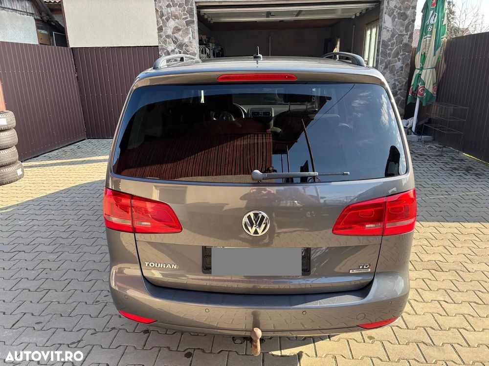 Volkswagen Touran 1.6 TDI DPF BlueMotion Technology Comfortline - 4
