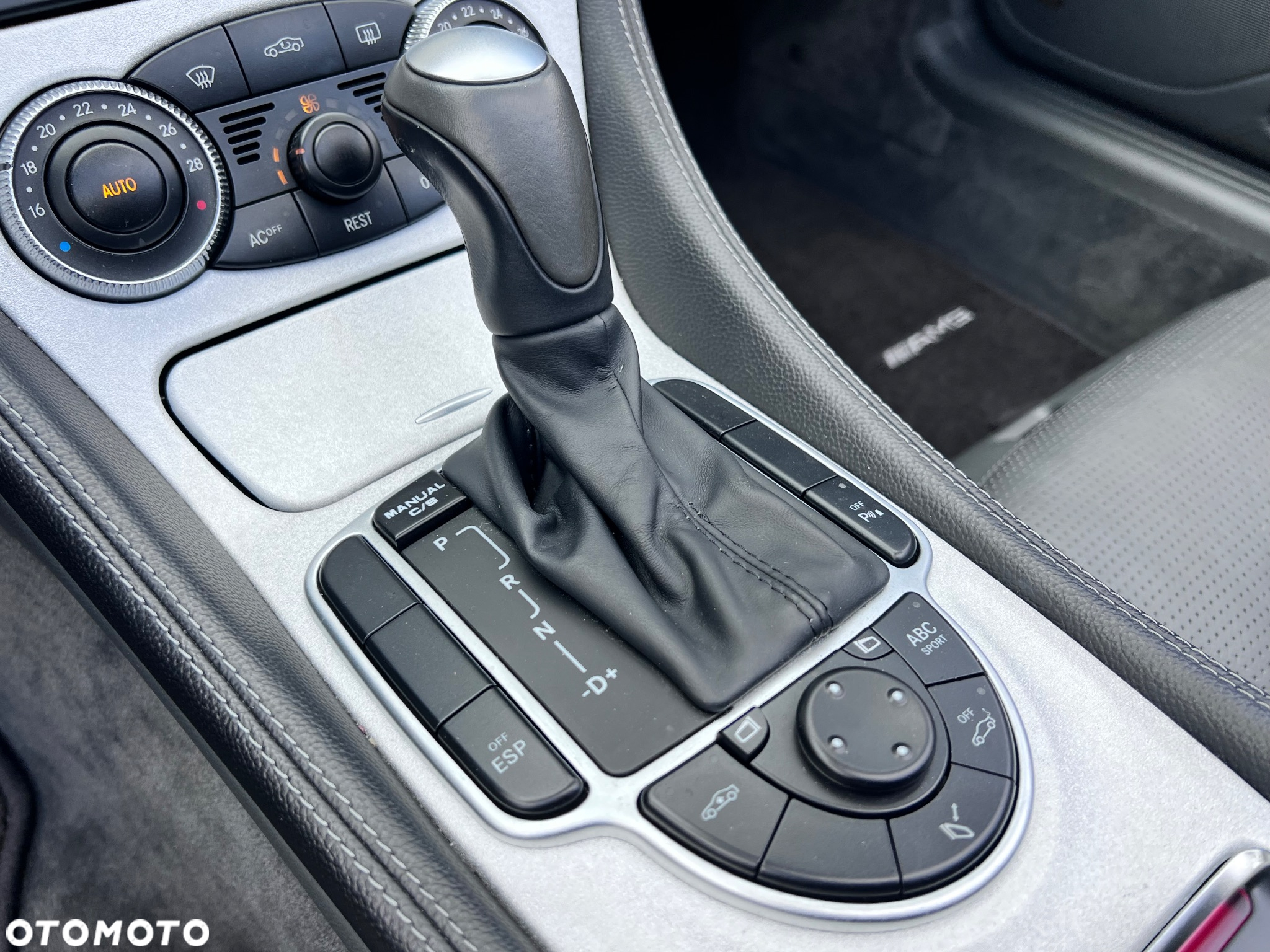 Mercedes-Benz SL 55 AMG - 27
