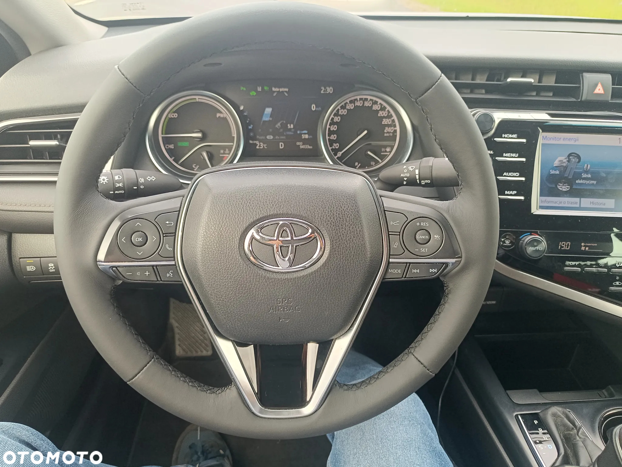 Toyota Camry 2.5 Hybrid Comfort CVT - 3