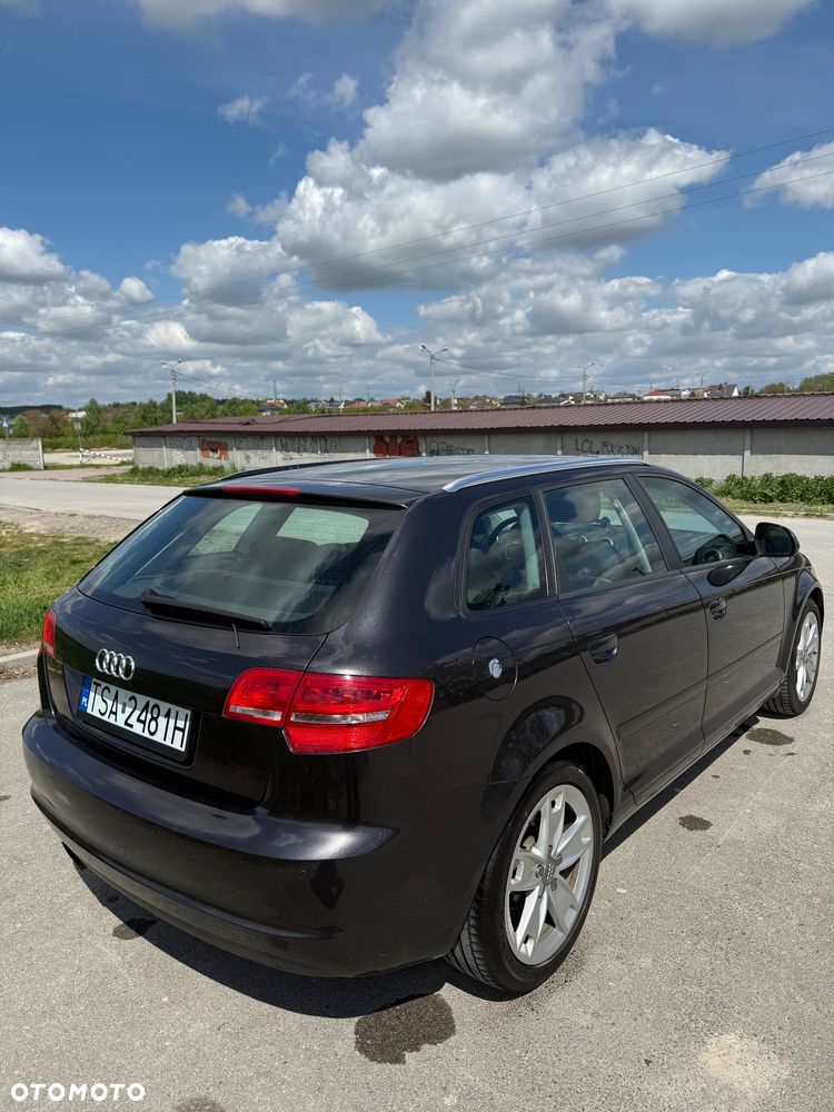 Audi A3 Sportback - 6