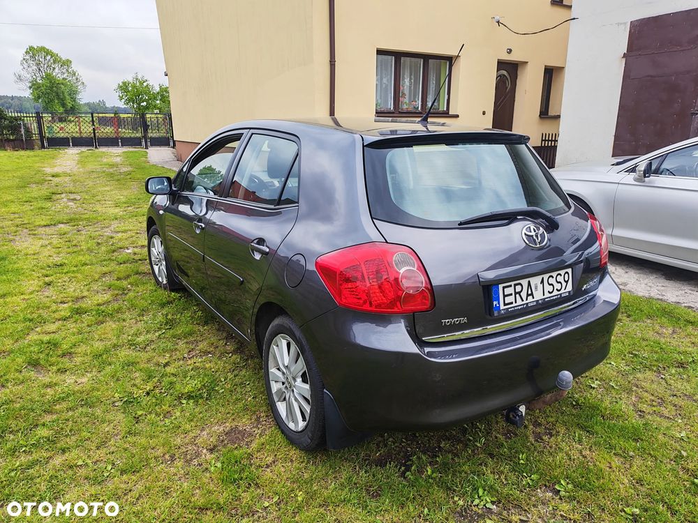 Toyota Auris 1.6 VVT-i Premium Start - 3