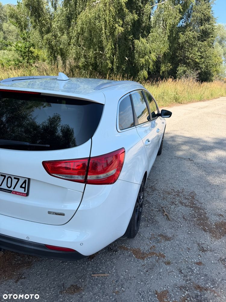 Kia Ceed - 5