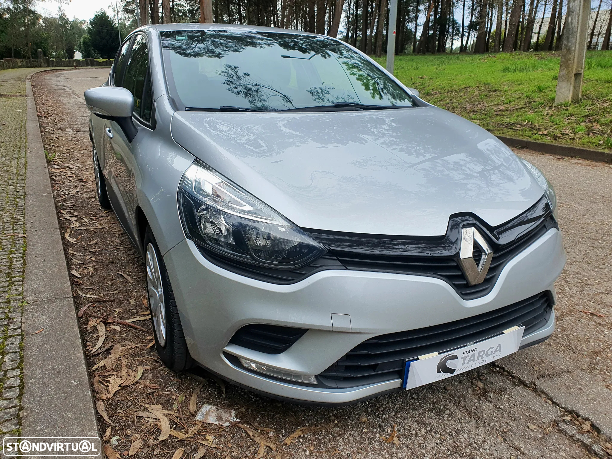 Renault Clio 1.5 dCi Zen - 17