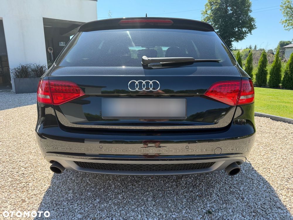 Audi A4 Avant - 8