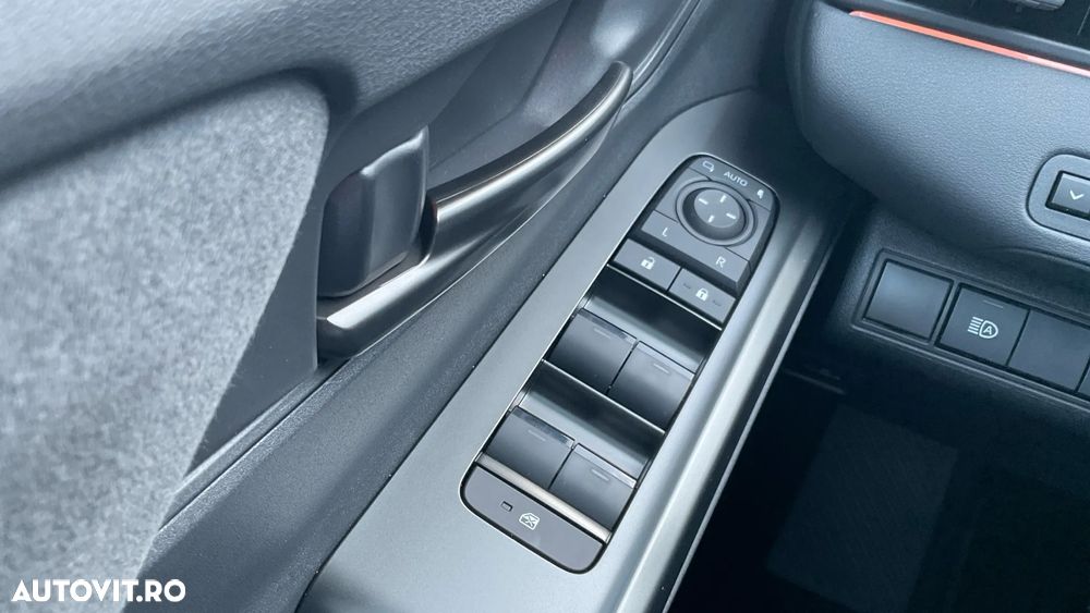 Toyota C-HR 72 kWh Dynamic Long Range - 30