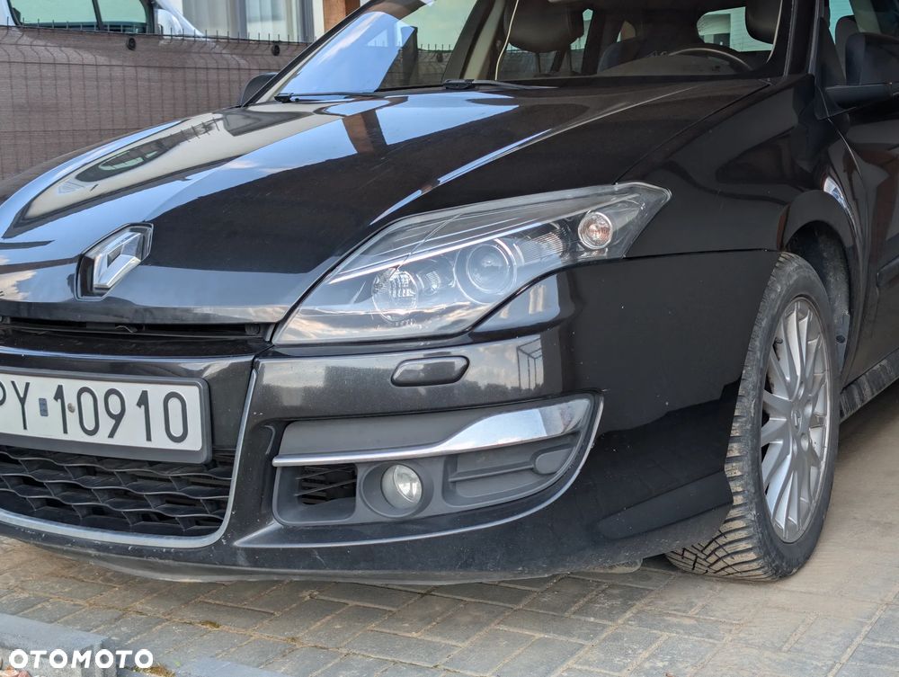 Renault Laguna dCi 175 FAP GT - 31