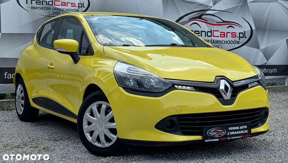 Renault Clio 1.2 16V 75 Experience - 12
