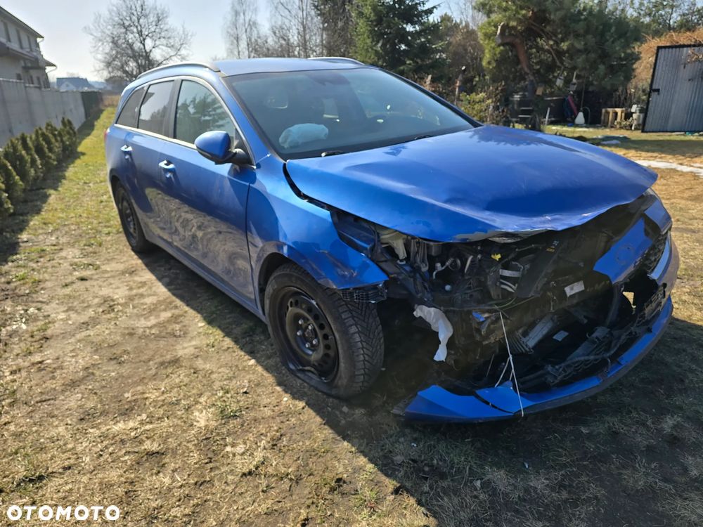 Kia Ceed 1.4 T-GDI M Max DCT - 4