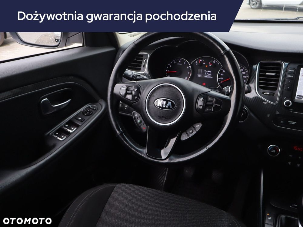 Kia Carens - 9