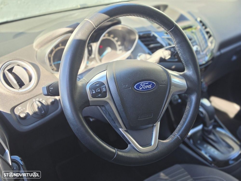 Ford Fiesta 1.0 T EcoBoost Titanium PowerShift - 15
