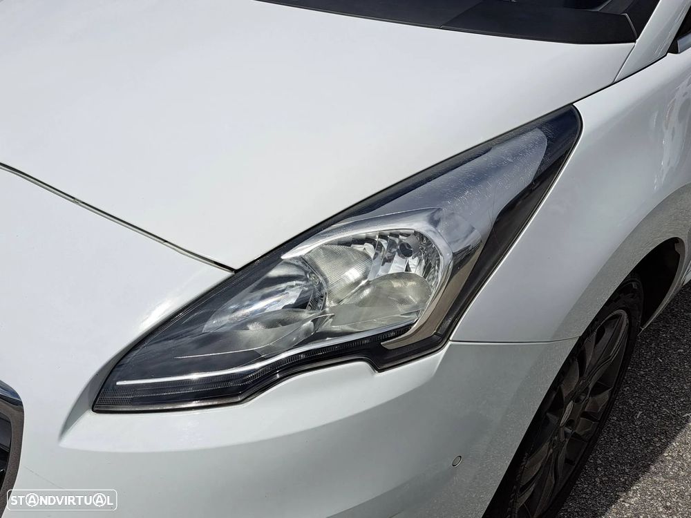 Peugeot 5008 1.6 BlueHDi Allure EAT6 - 10