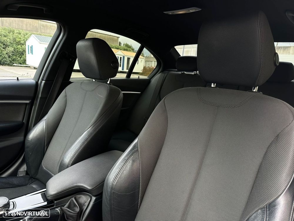 BMW 318 d Pack M - 8