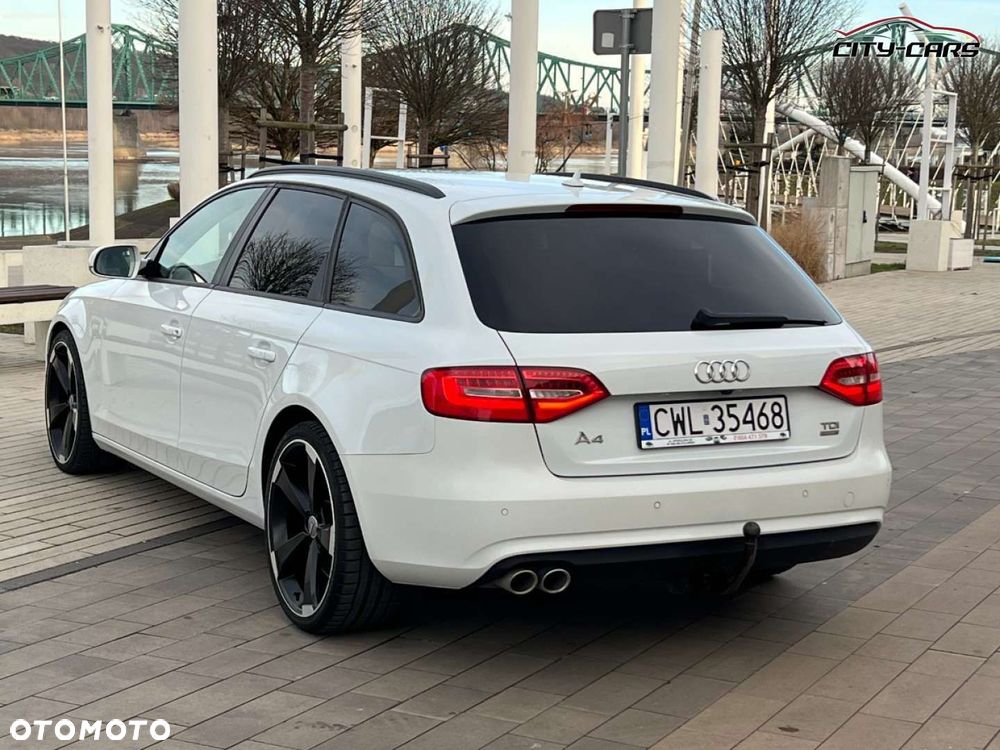 Audi A4 Avant - 31