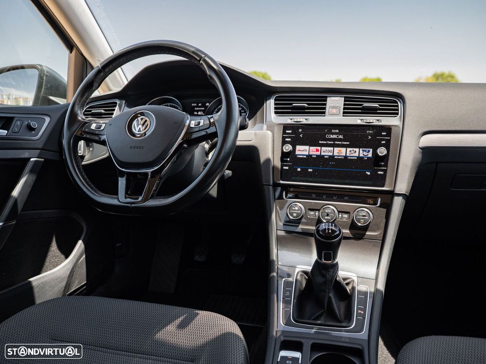 VW Golf Variant - 33
