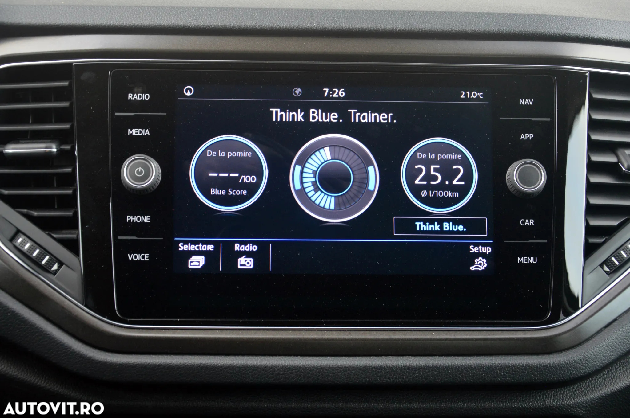Volkswagen T-ROC 2.0 TDI DSG Style - 28