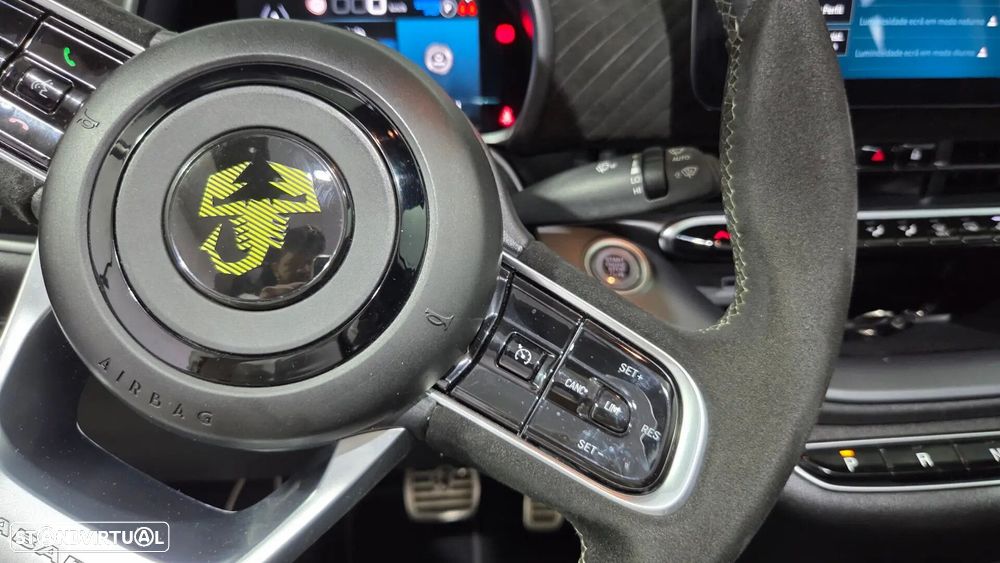 Abarth 500e C Scorpionissima - 36