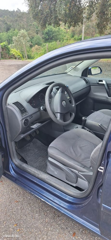 VW Polo 1.4 TDi Confortline - 5