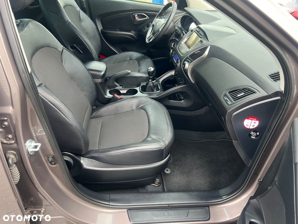 Hyundai ix35 - 26