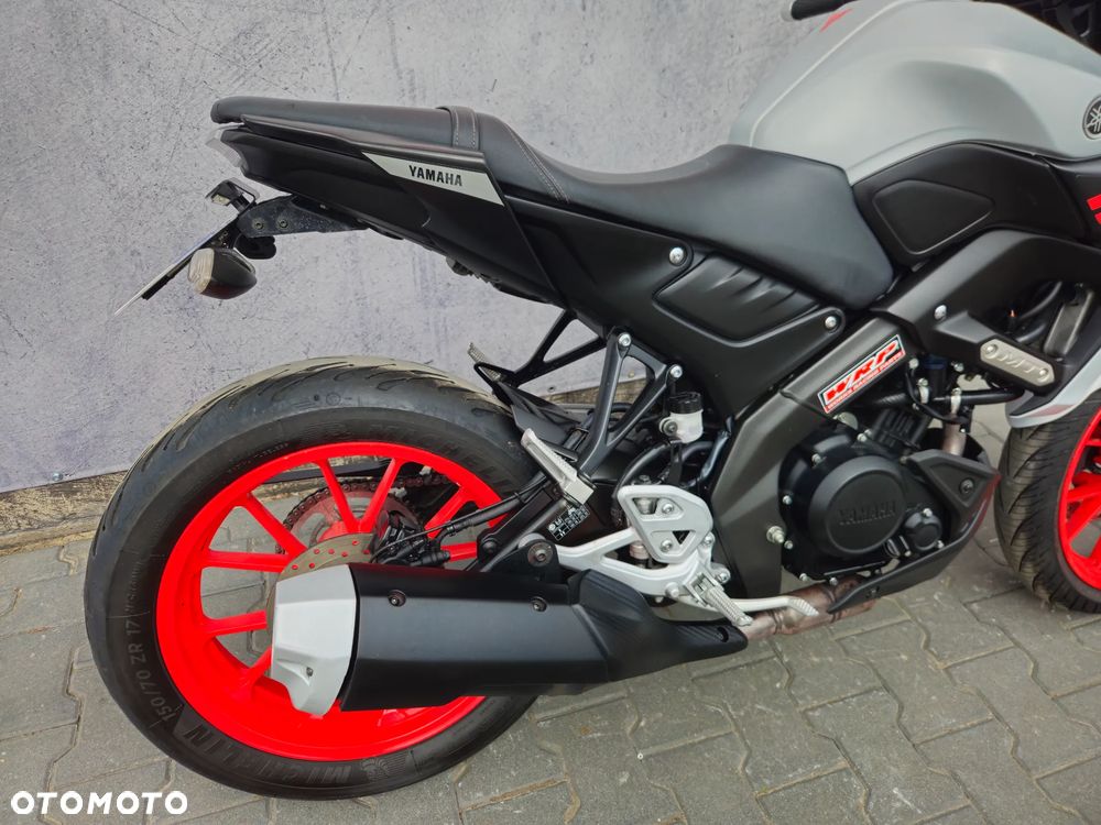 Yamaha MT - 8