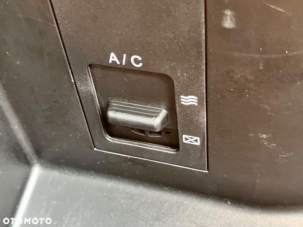 Kia Ceed 1.4 CVVT Attract - 19