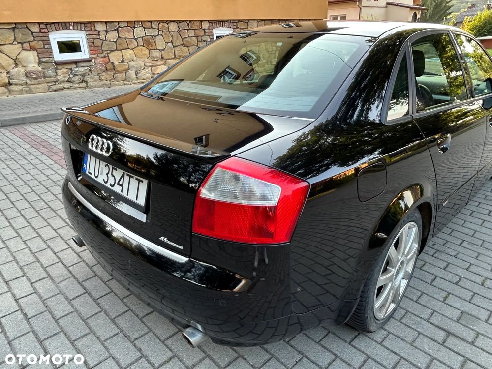 Audi A4 Limousine 1.8 T quattro - 8