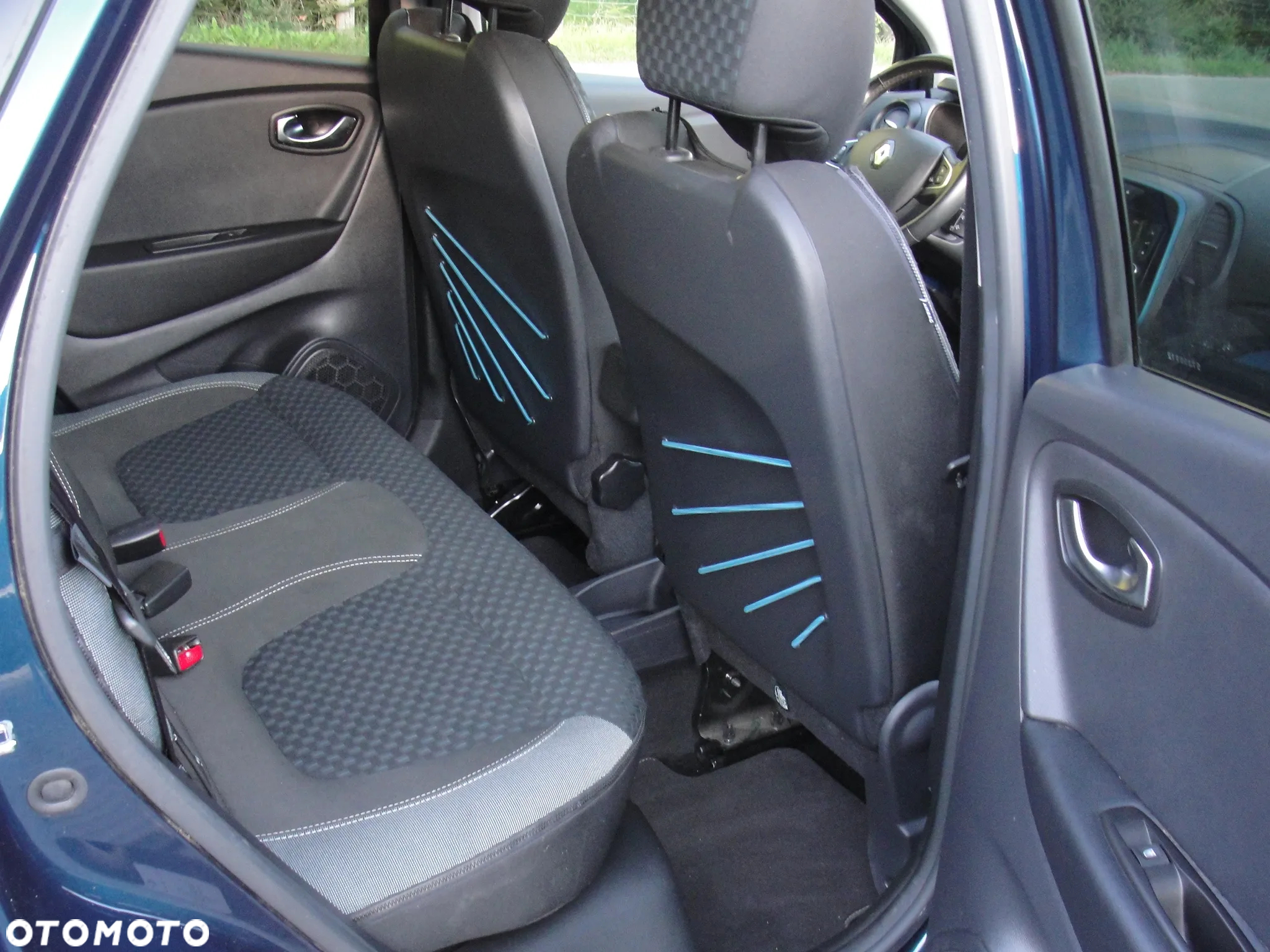 Renault Captur 1.2 Energy TCe Intens EDC EU6 - 8