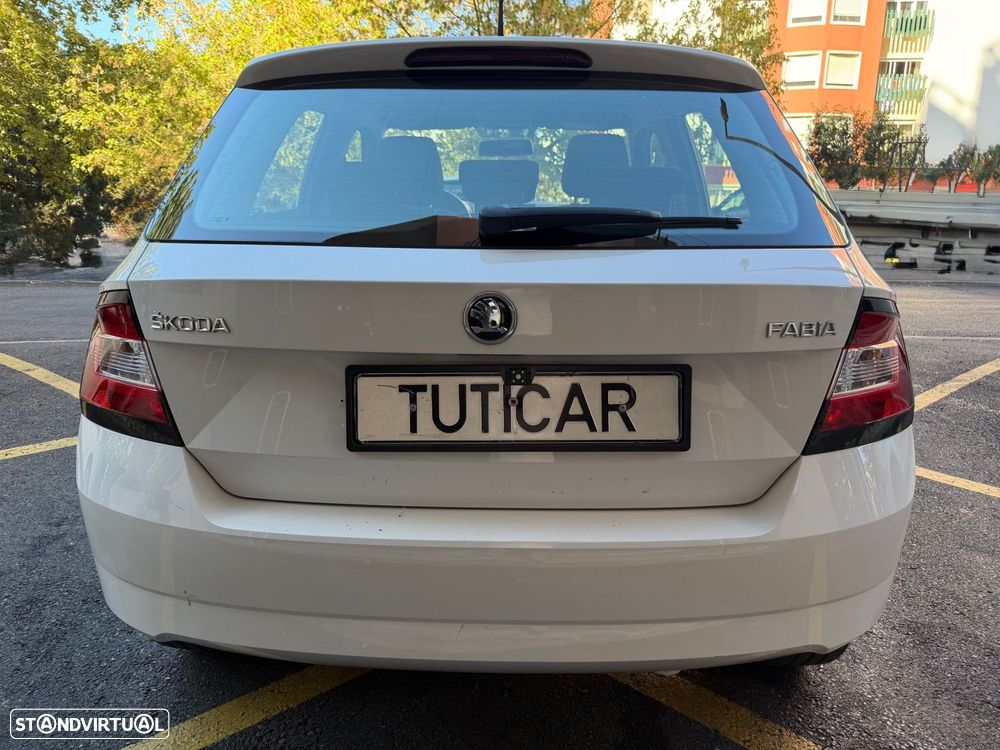 Skoda Fabia 1.0 Active - 6