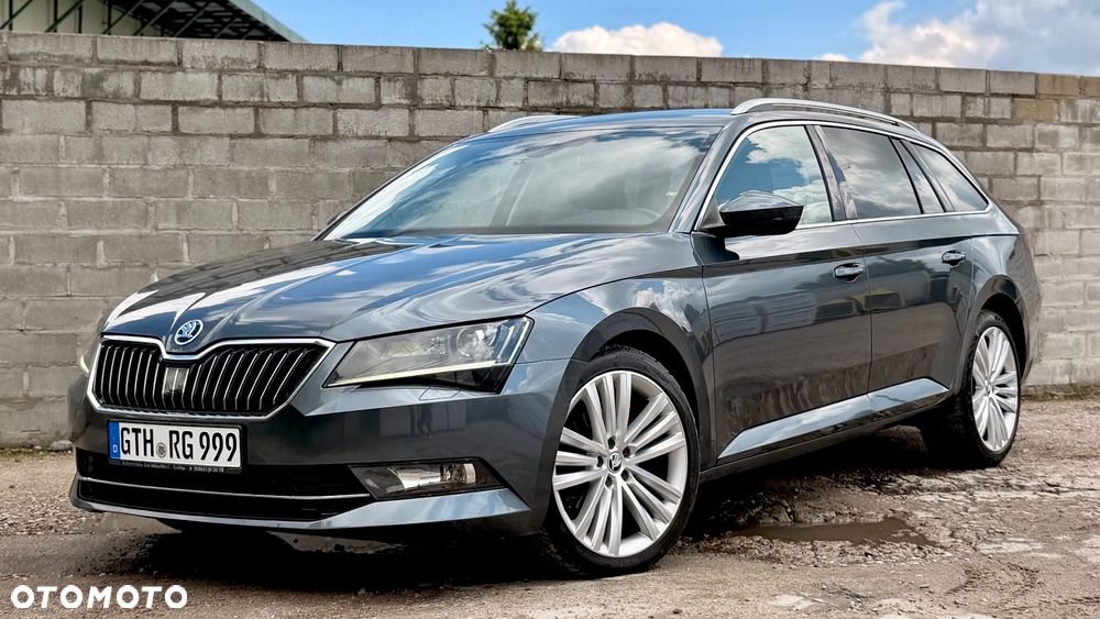 Skoda Superb 2.0 TDI Premium Edition - 5