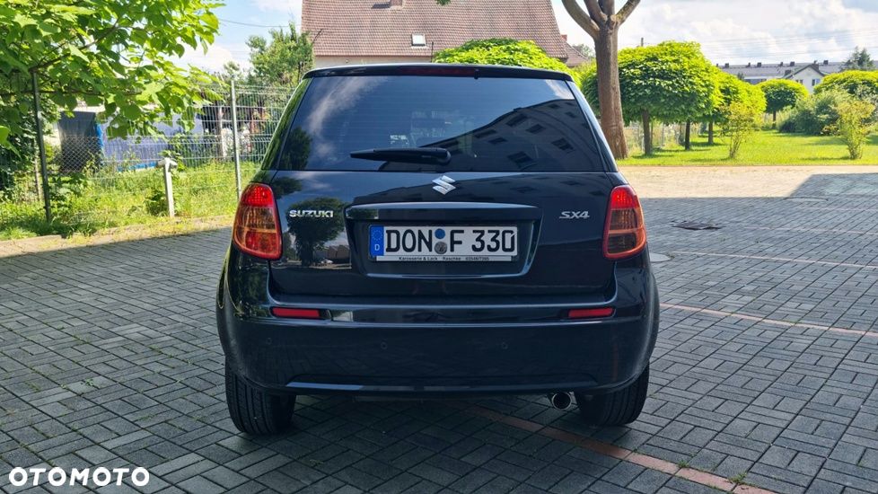 Suzuki SX4 1.6 GS / Premium - 14