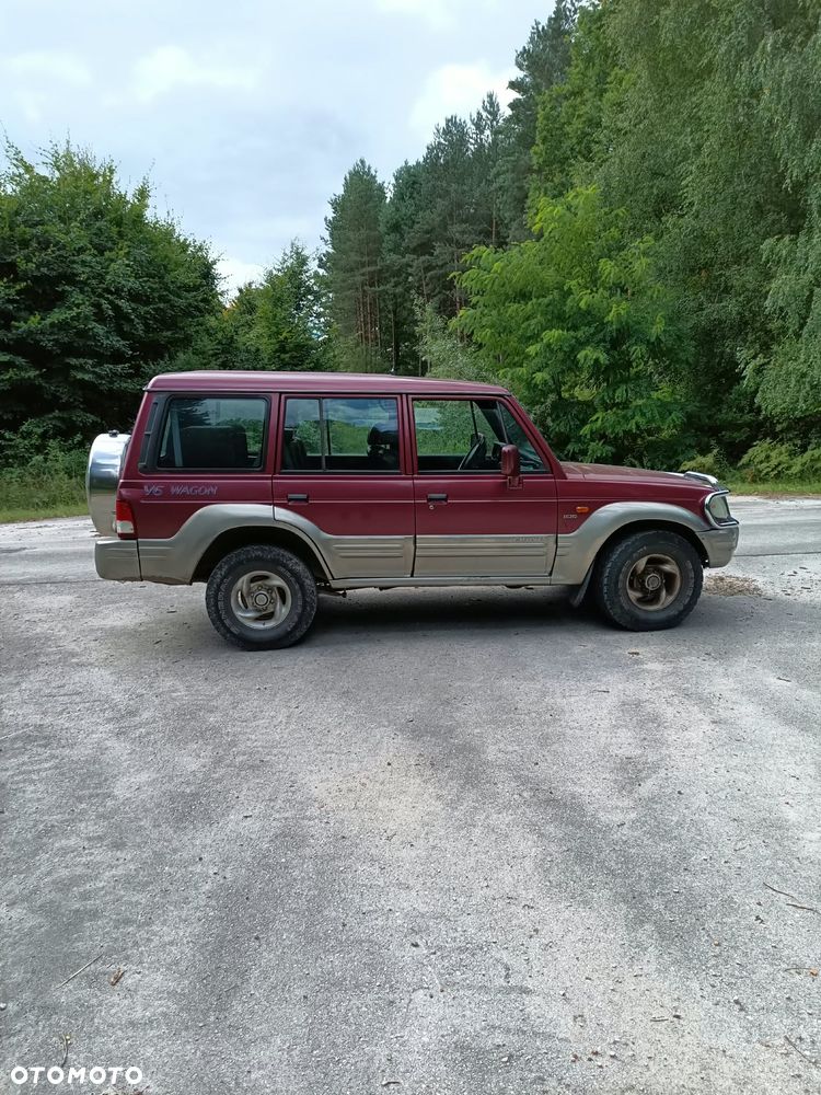 Hyundai Galloper LWB7 3.0 V6 - 5