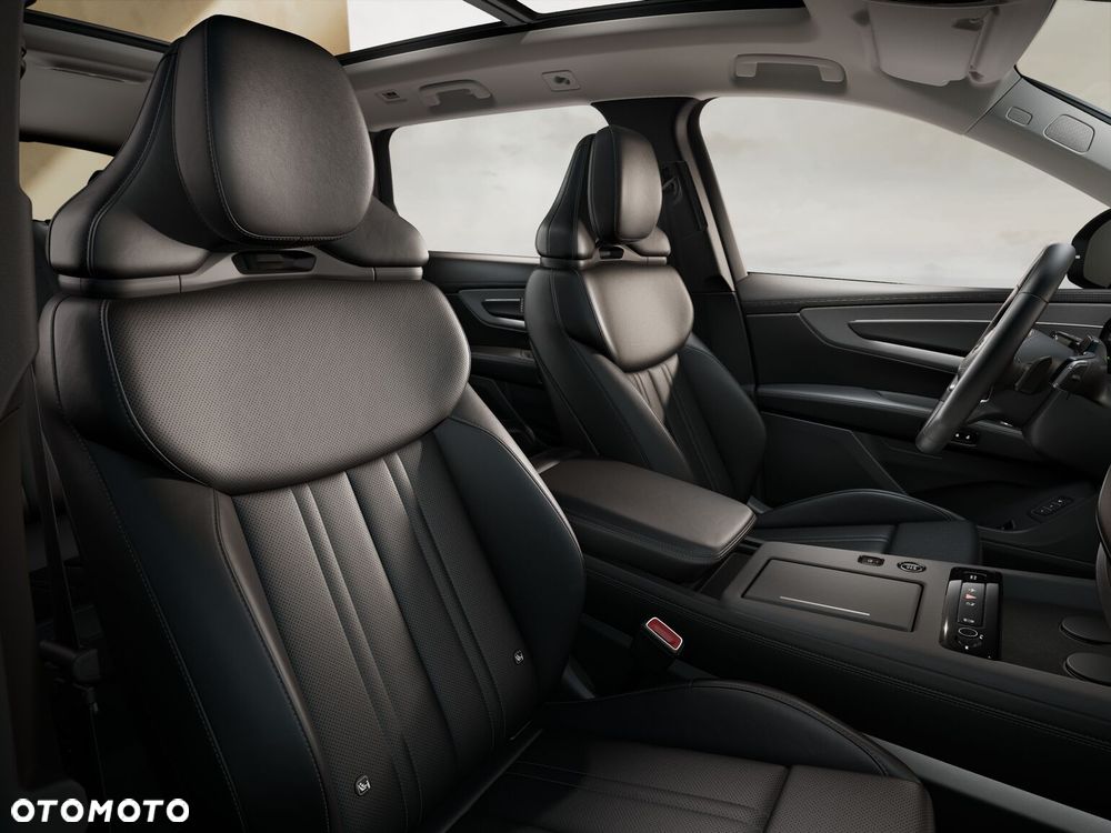 Audi Q9 - 12
