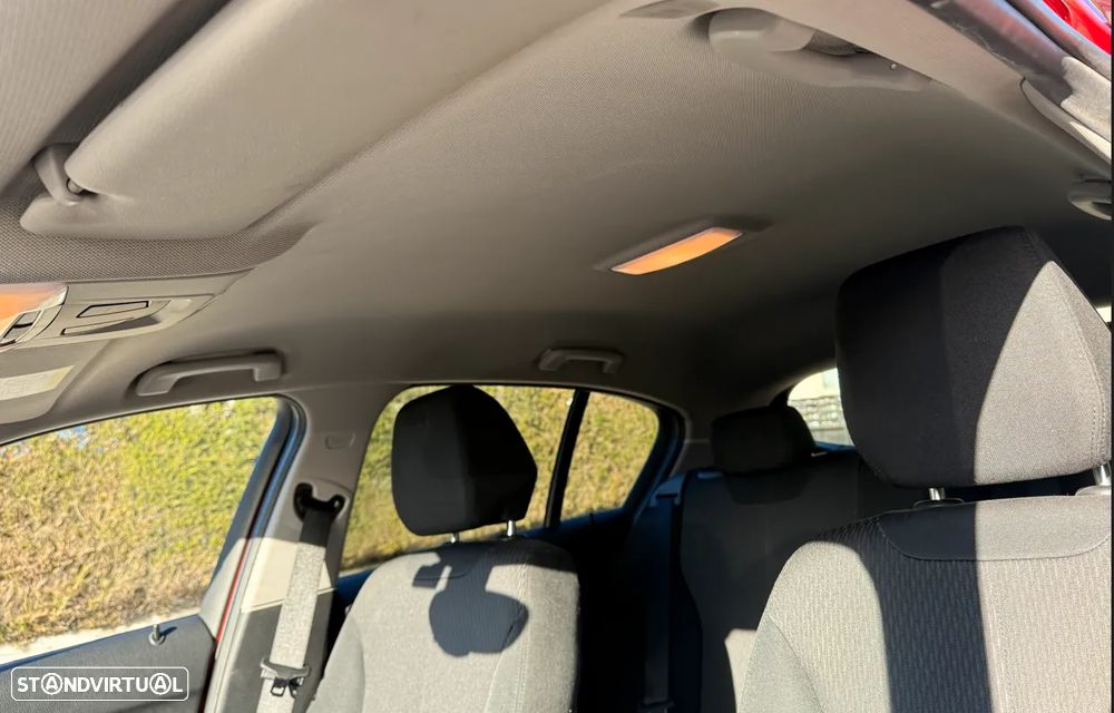 BMW 116 d Auto - 11