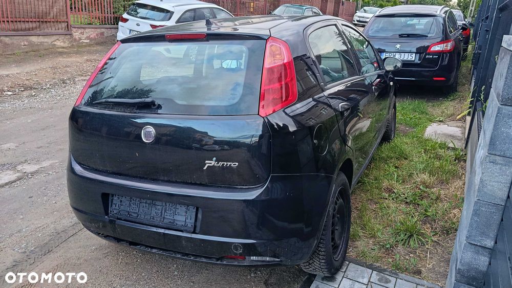 Fiat Grande Punto - 4