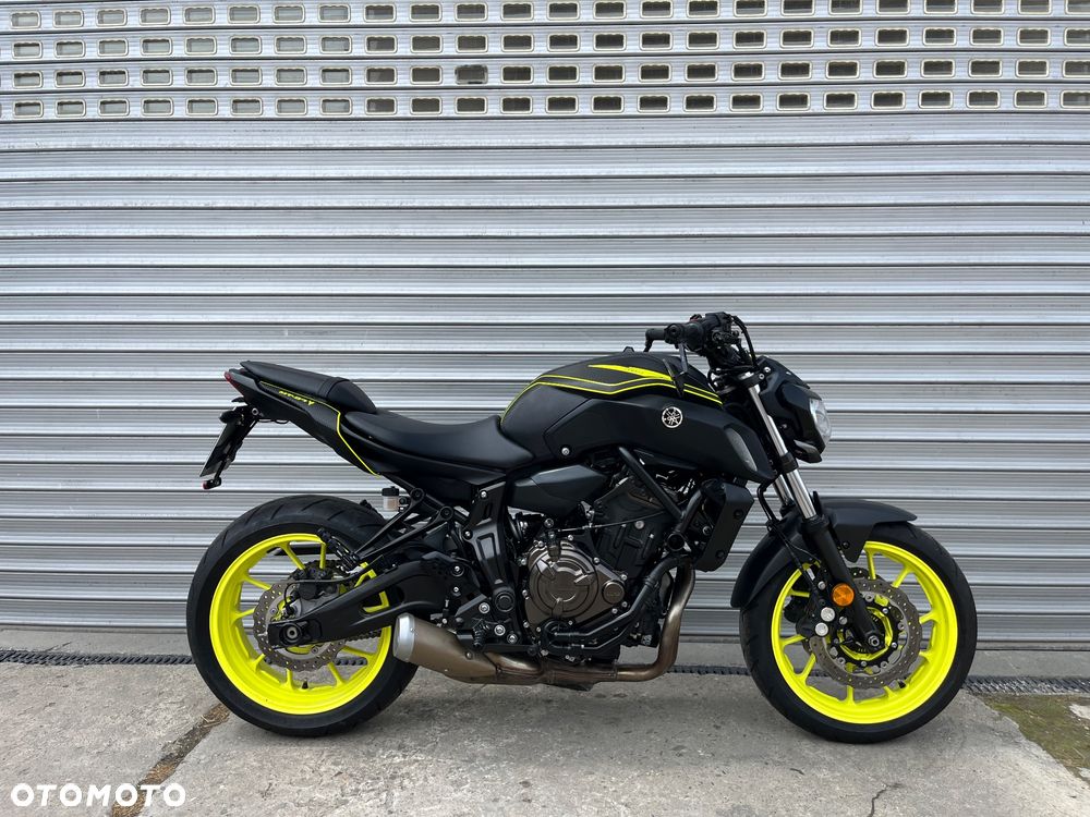 Yamaha MT - 21